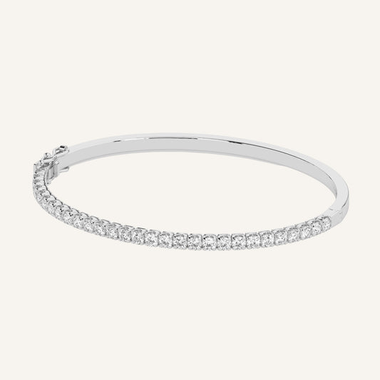 Bracciale tennis rigido in oro bianco con diamanti di laboratorio, firmato LUXE SPARK Diamonds