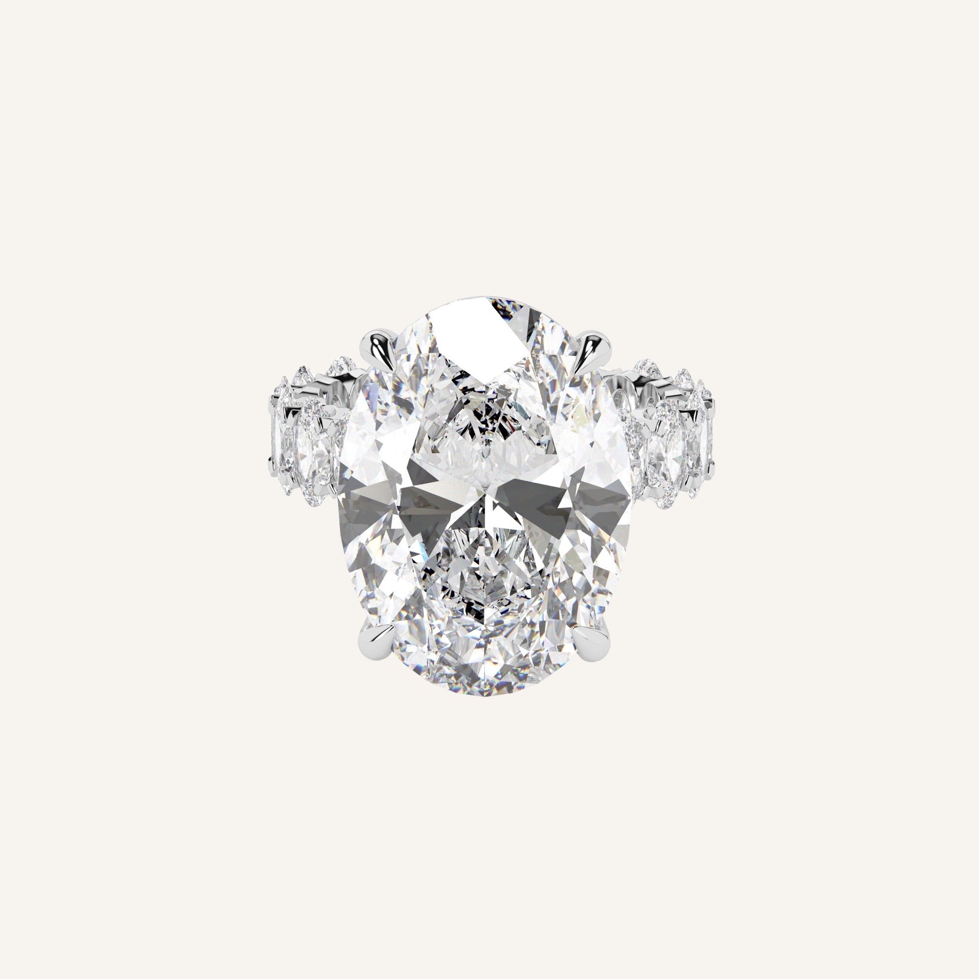 Anello eternity in oro bianco con diamanti di laboratorio ovali e centrale da 10 carati, firmato LUXE SPARK Diamonds
