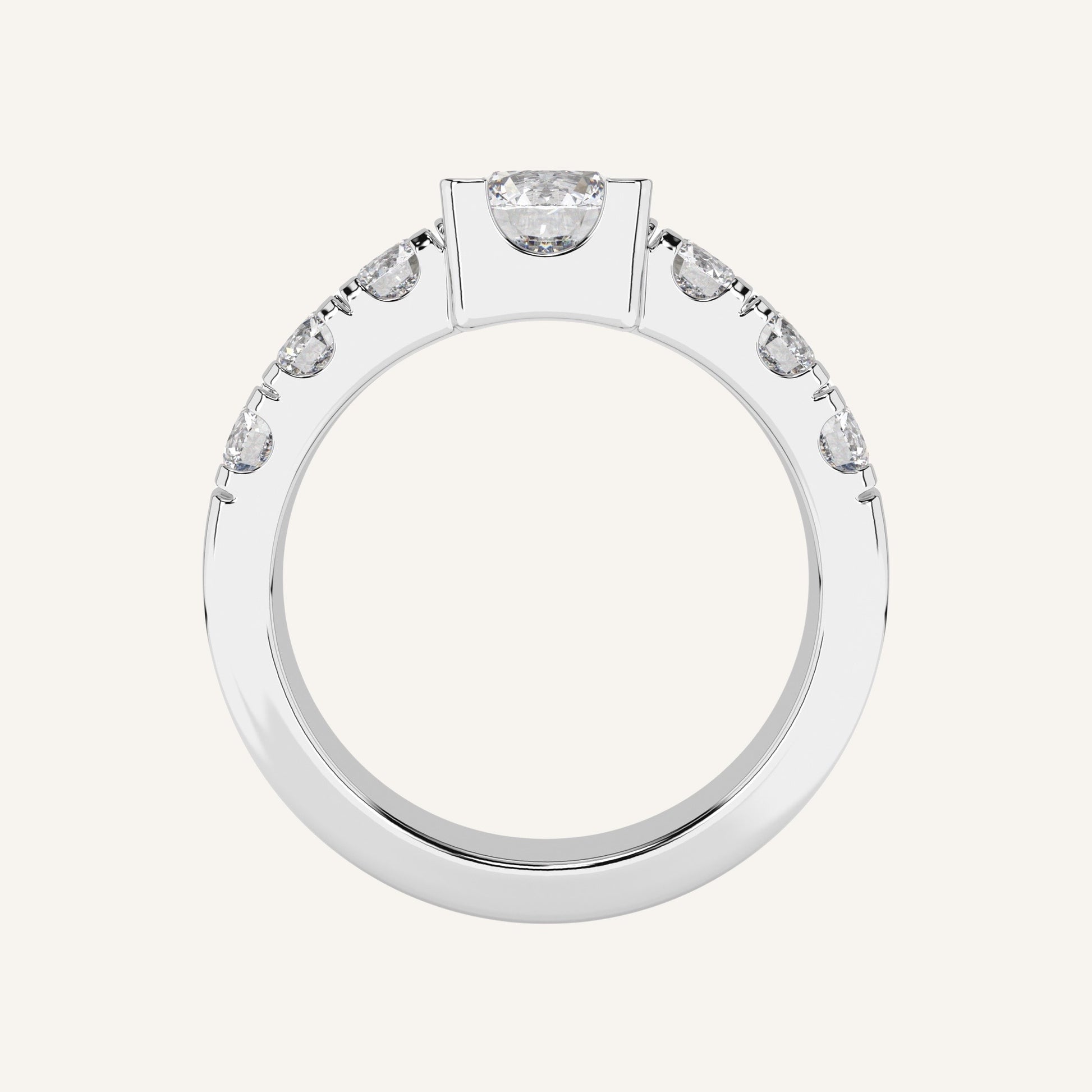 Anello in oro bianco con diamanti di laboratorio laterali e diamante centrale da un carato, firmato LUXE SPARK Diamonds