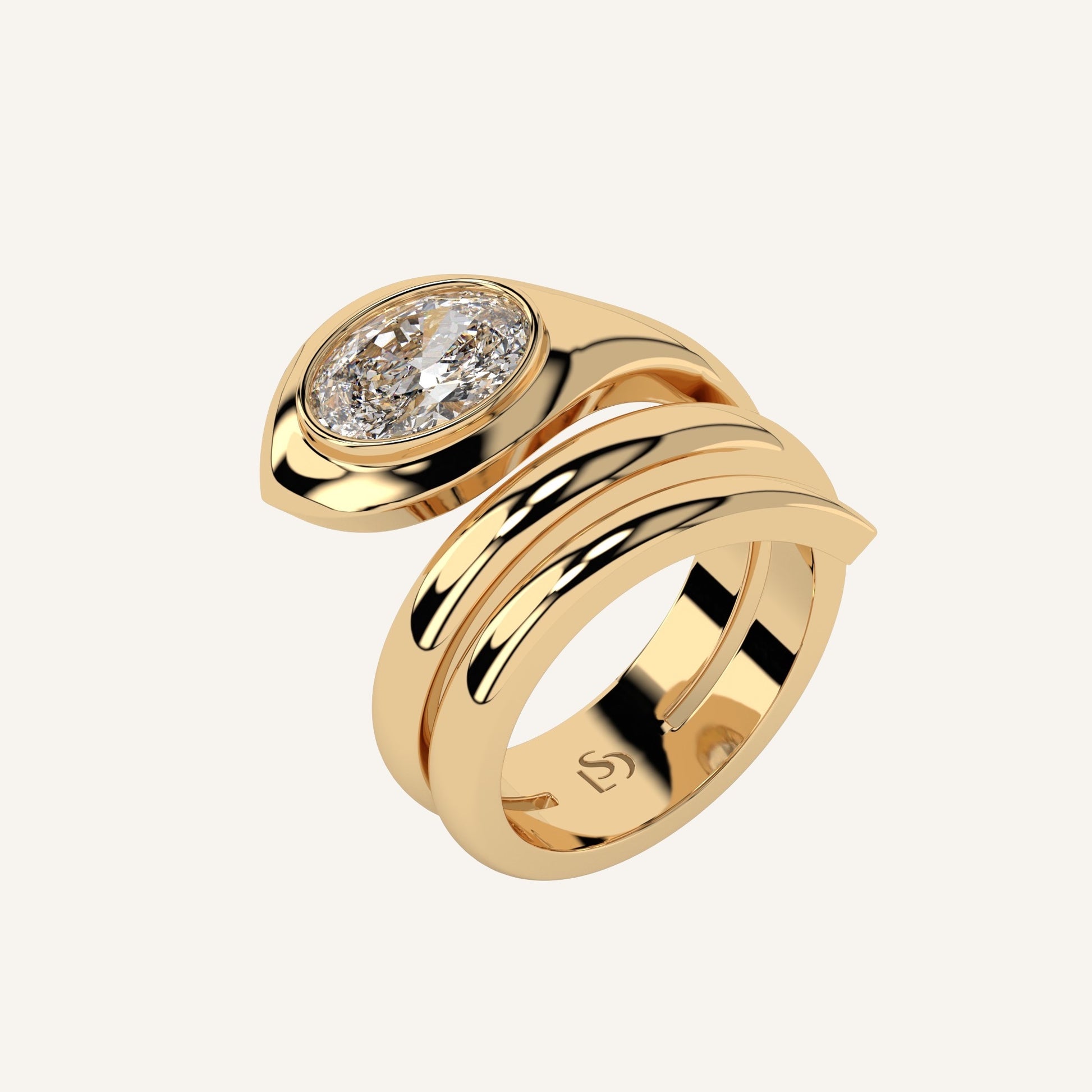 Anello serpente in oro giallo con diamante di laboratorio taglio ovale, firmato LUXE SPARK Diamonds