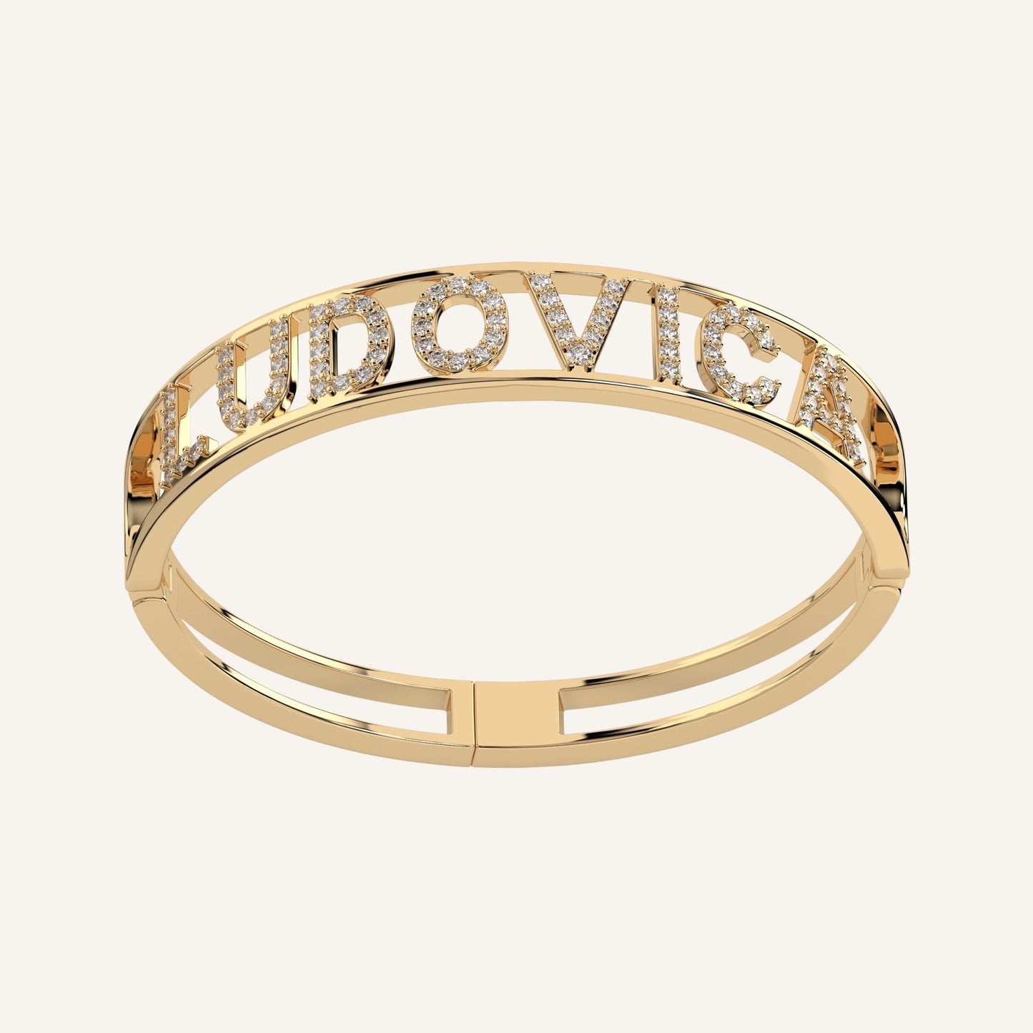 Bracciale in oro giallo con lettere personalizzabili in diamanti di laboratorio taglio brillante, firmato LUXE SPARK Diamonds