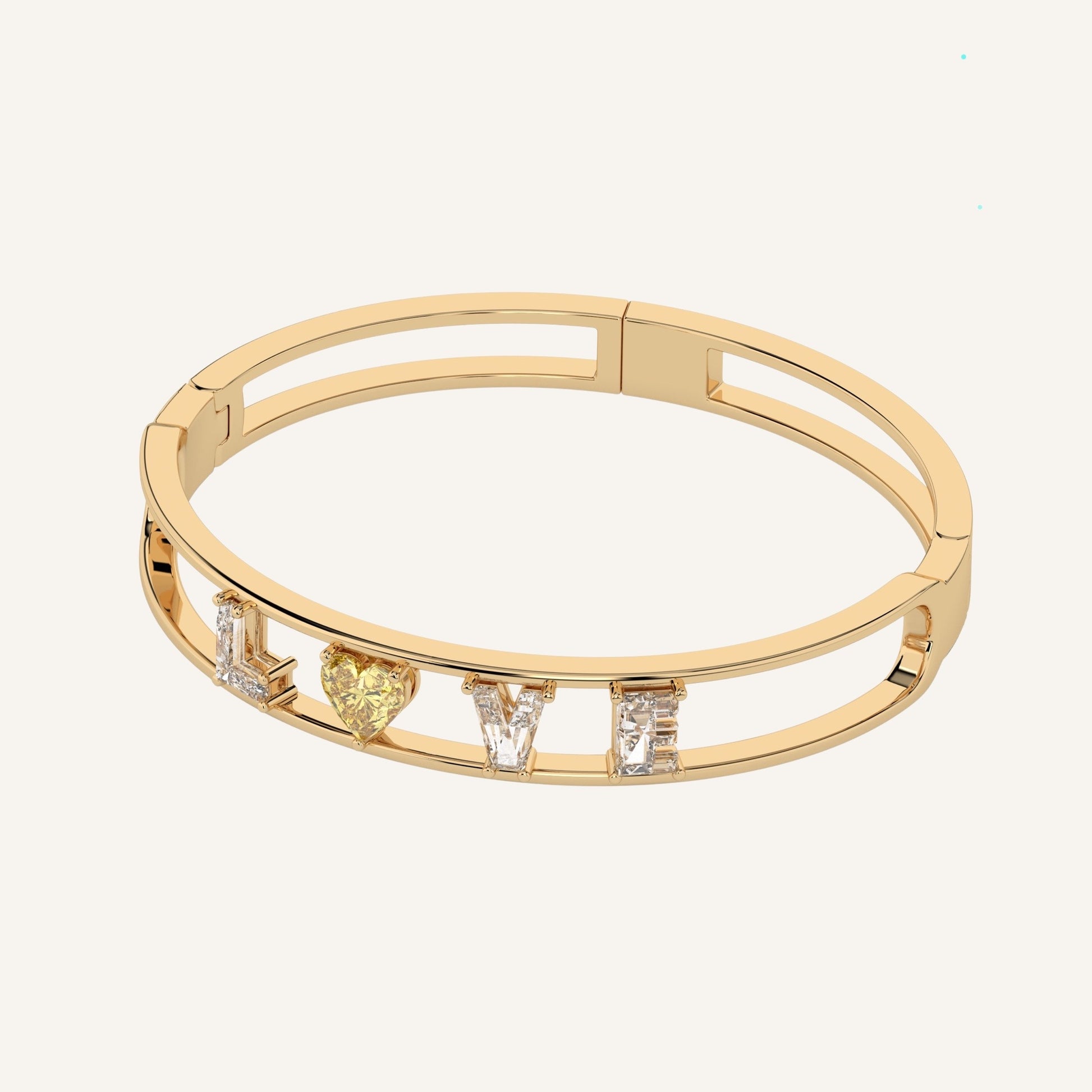 Bracciale LOVE in oro giallo con diamante di laboratorio fancy yellow a forma di cuore e iniziale, firmato LUXE SPARK Diamonds