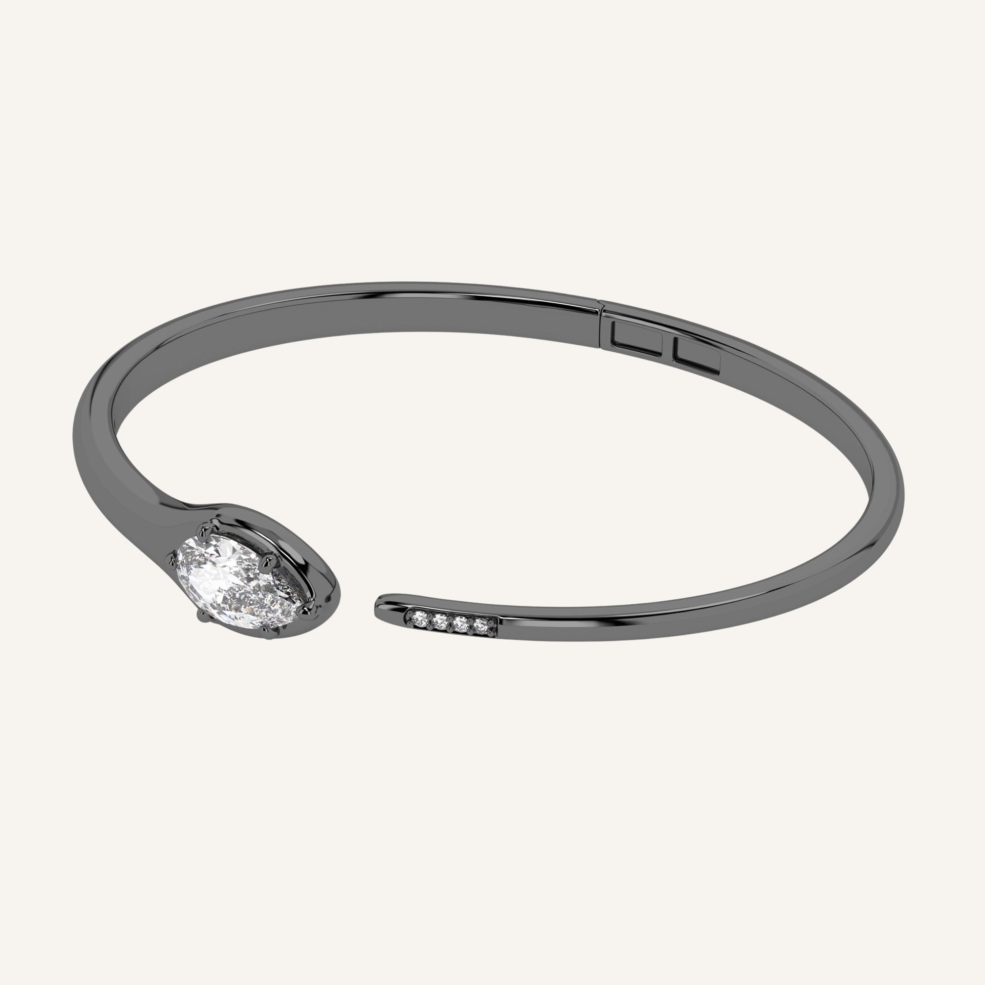 Bracciale in oro nero a forma di serpente con goccia in diamante di laboratorio, firmato LUXE SPARK Diamonds