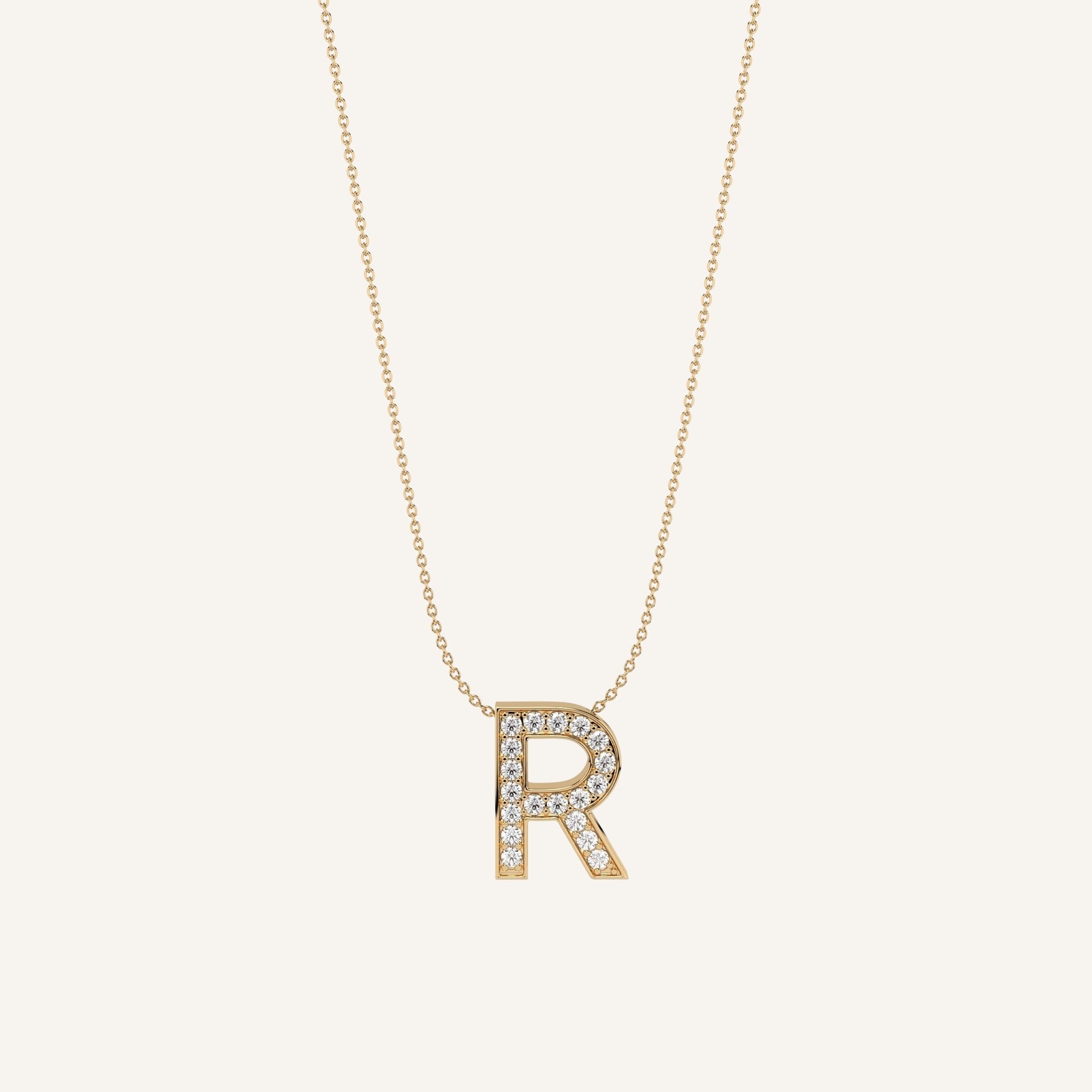 Collana in oro giallo con iniziale personalizzabile e diamanti di laboratorio, firmata LUXE SPARK Diamonds